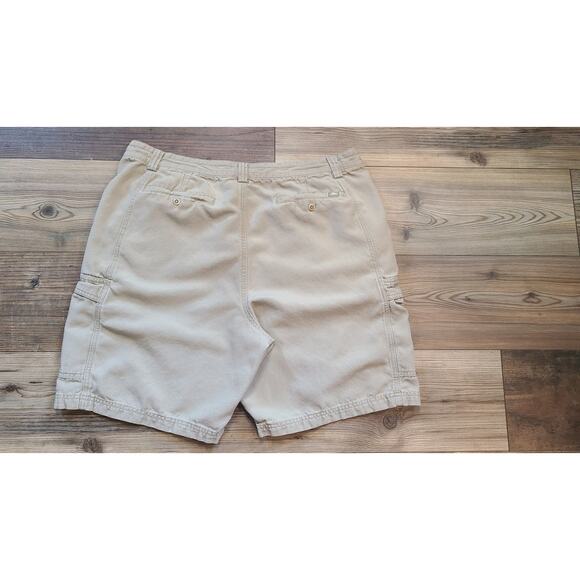 Relax Tommy Bahama  Shorts Men 38 Beige Cargo Relaxed Tencel Beach Travel Casual - Picture 2 of 7